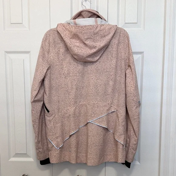 Lululemon Light Pink Hooded Women's Jacket with hidden hood. - Picture 2 of 5